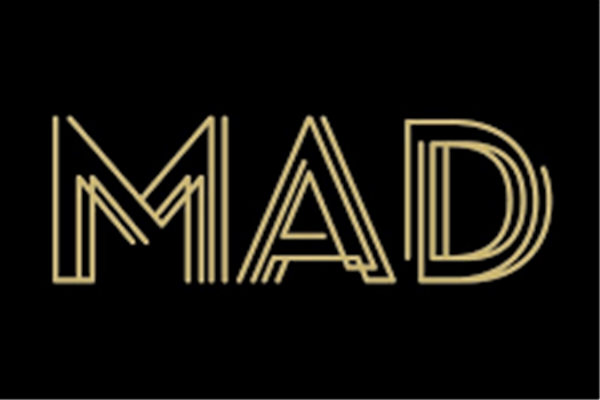 CASTELLO INSIDE THE BOX.... dal 1 Aprile ci vediamo anche a Riccione!